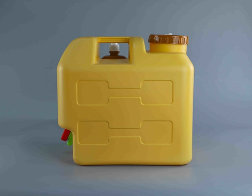 مستطیل HDPE 8 گالن ظرف آب در فضای باز برای کمپینگ ماشین